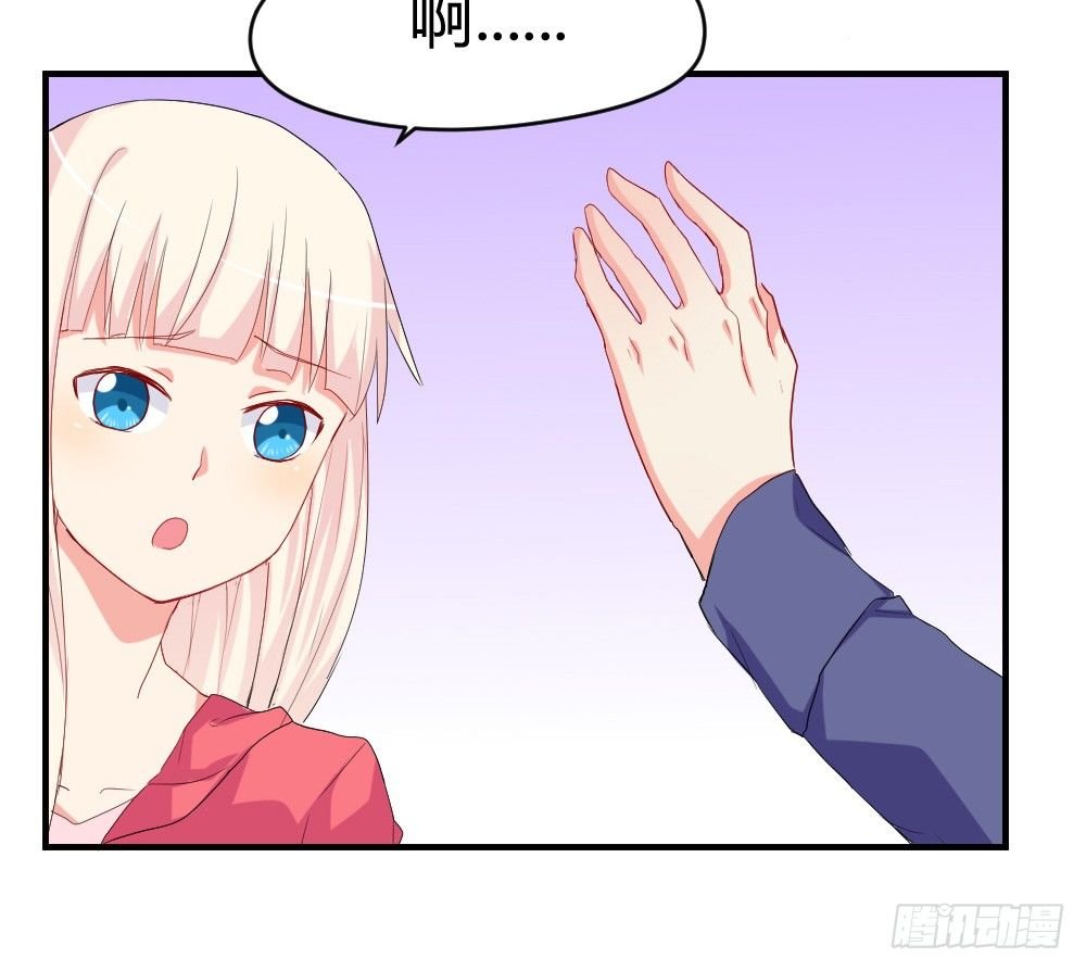 照片上的四人？