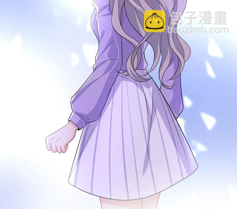 她怎么会在这里？！
