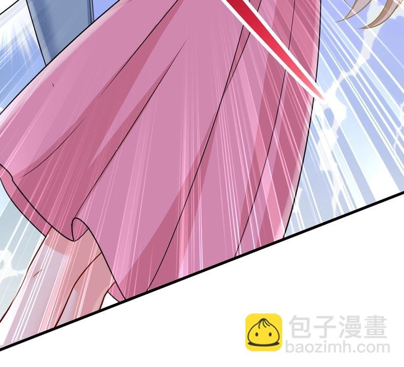 她怎么会在这里？！