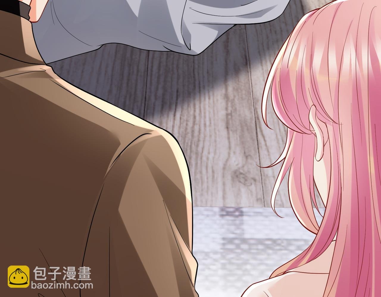 第528话 卧室里塞了三个人