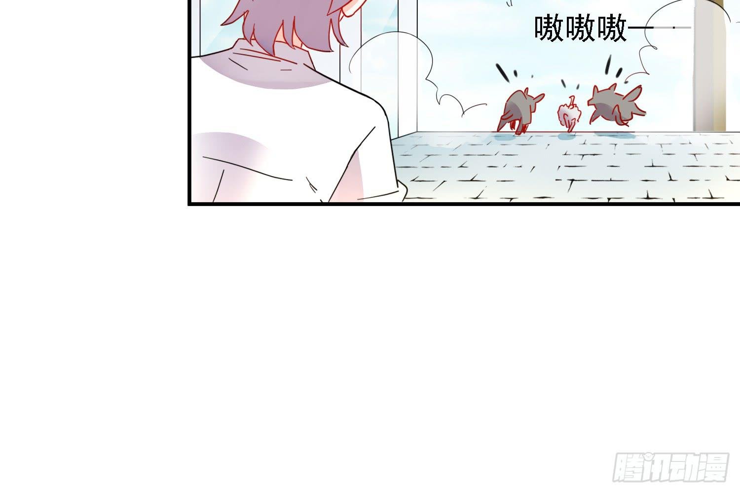骑在狗背上的男孩