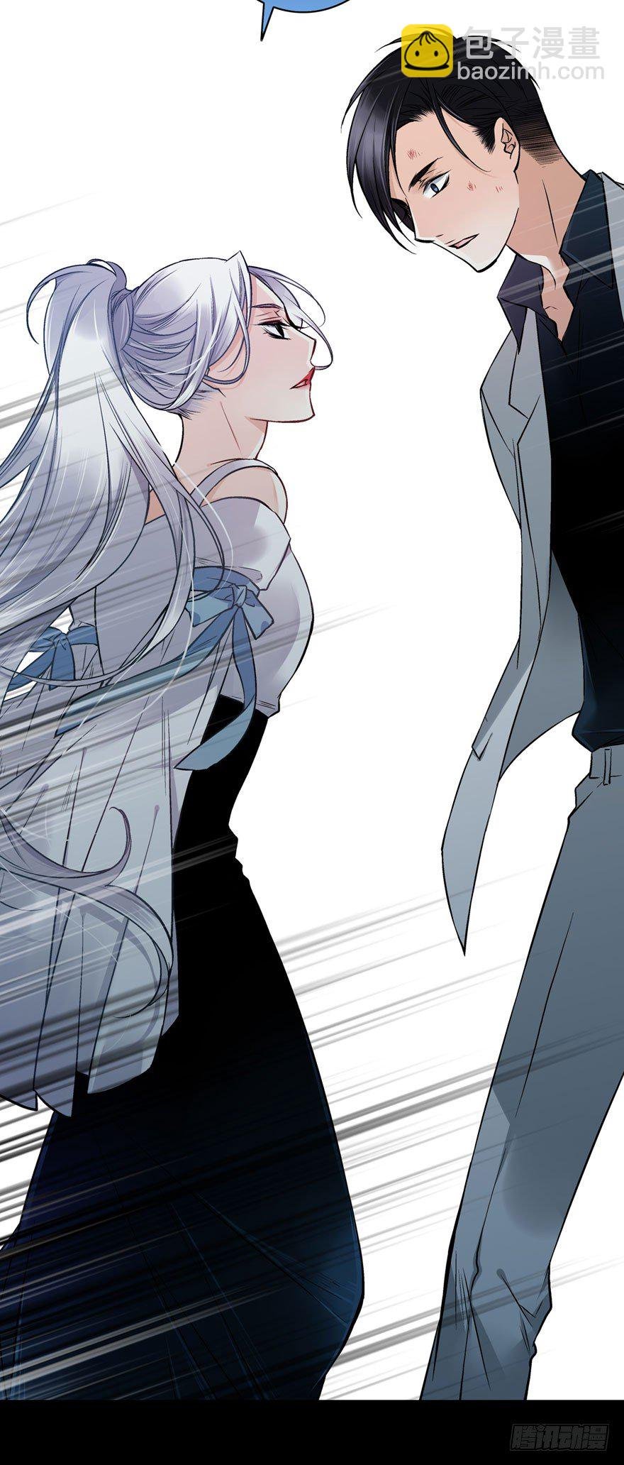 魔女安琪（中）