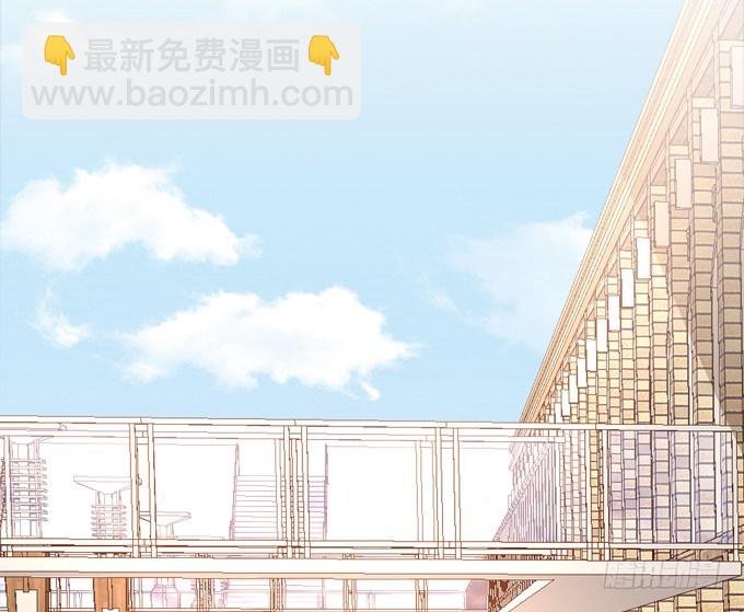 又是那个不穿衣服的变态！